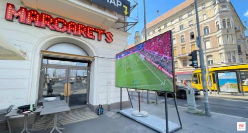 1 hónapra bérelhető kültéri P5 LED videófal - 325x181cm